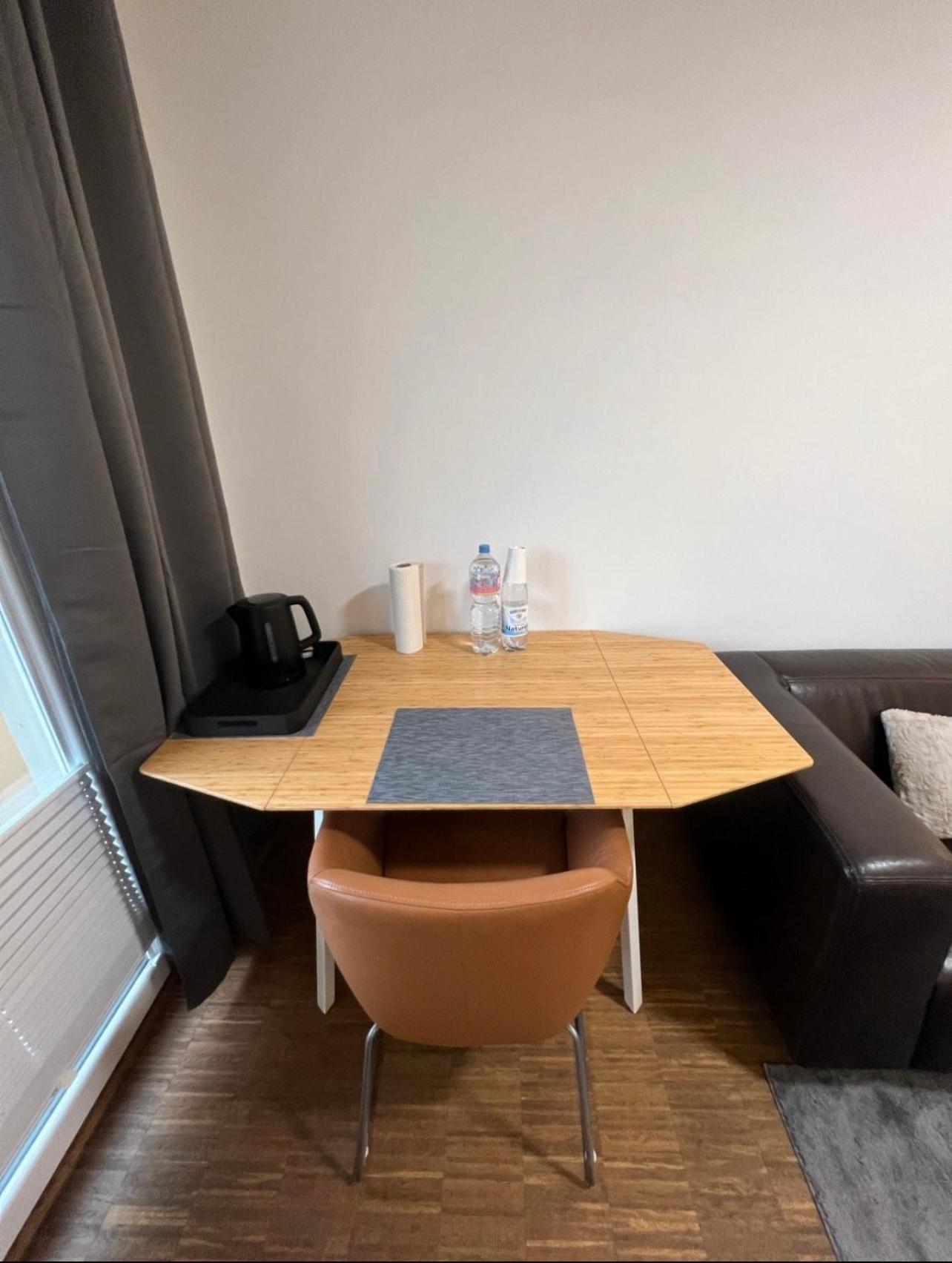 Medienhafen Apartment Direkt Am Zentrum Дюссельдорф Екстер'єр фото